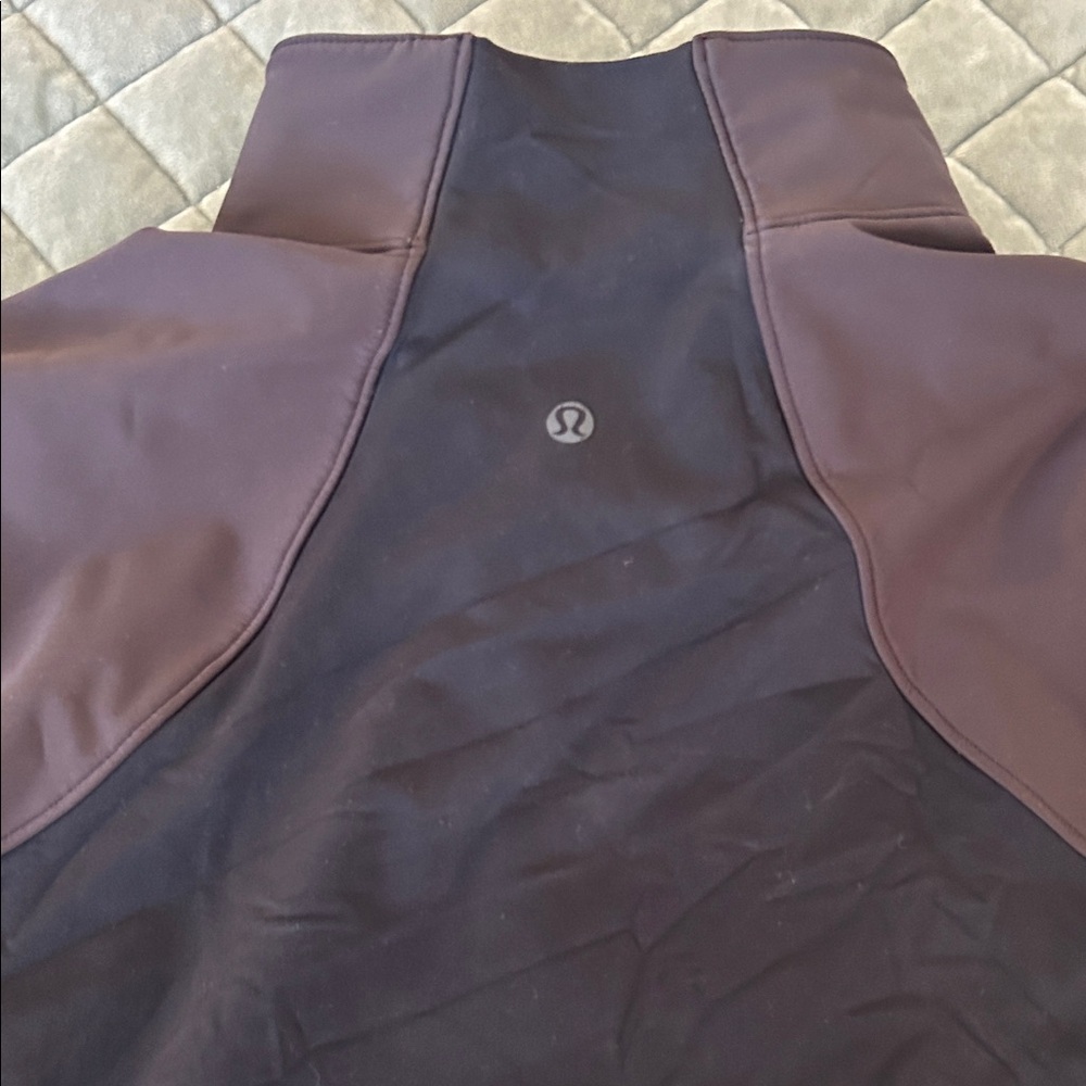 lululemon athletica Men's Black Quarter-Zip Jacket - Picture 2 of 2